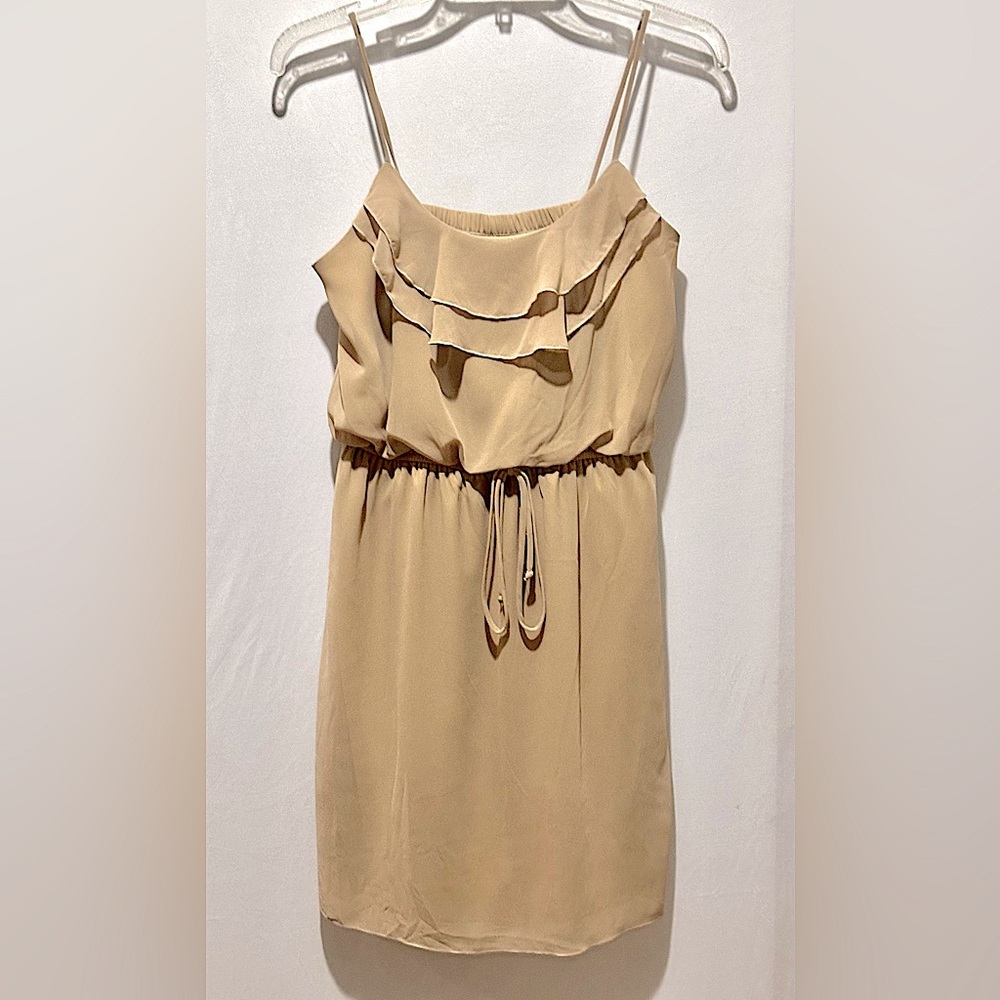 Sweet Storm Cream and Gold Ruffled Tie Front - Size L